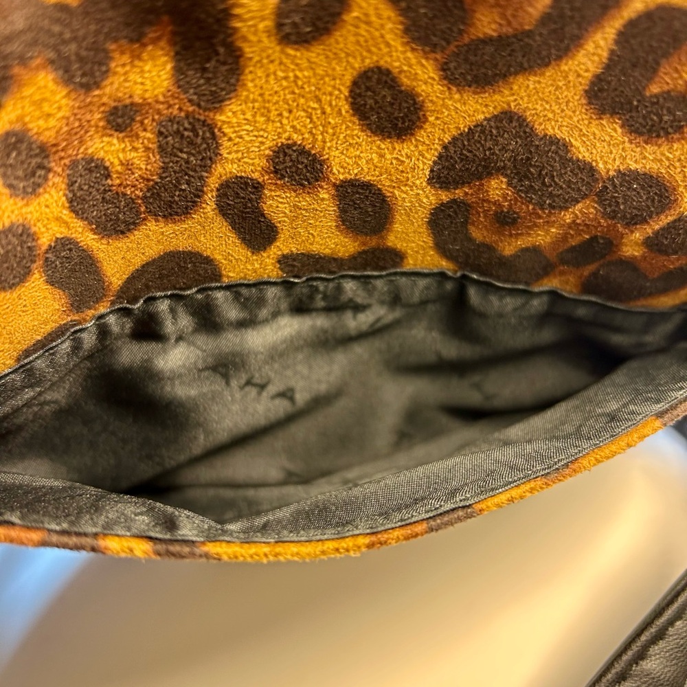 Tahari Leopard Print Crossbody Bag - Picture 12 of 16